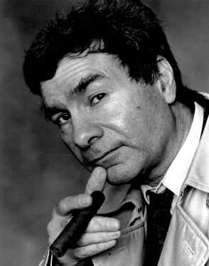 Ralph Berkley as As Lieutenant Detective Columbo